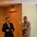 Enrique Aranda Director del Hotel Hilton Diagonal Mar con Iñaki Segurado de Trinijove